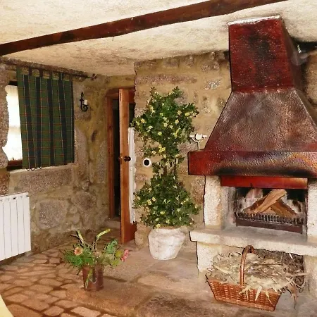 Casa Com Piscina Privada Em Cabeceiras De Bastos, Ideal Para Se Divertir Com Familia E Amigos カベセイラス・デ・バスト